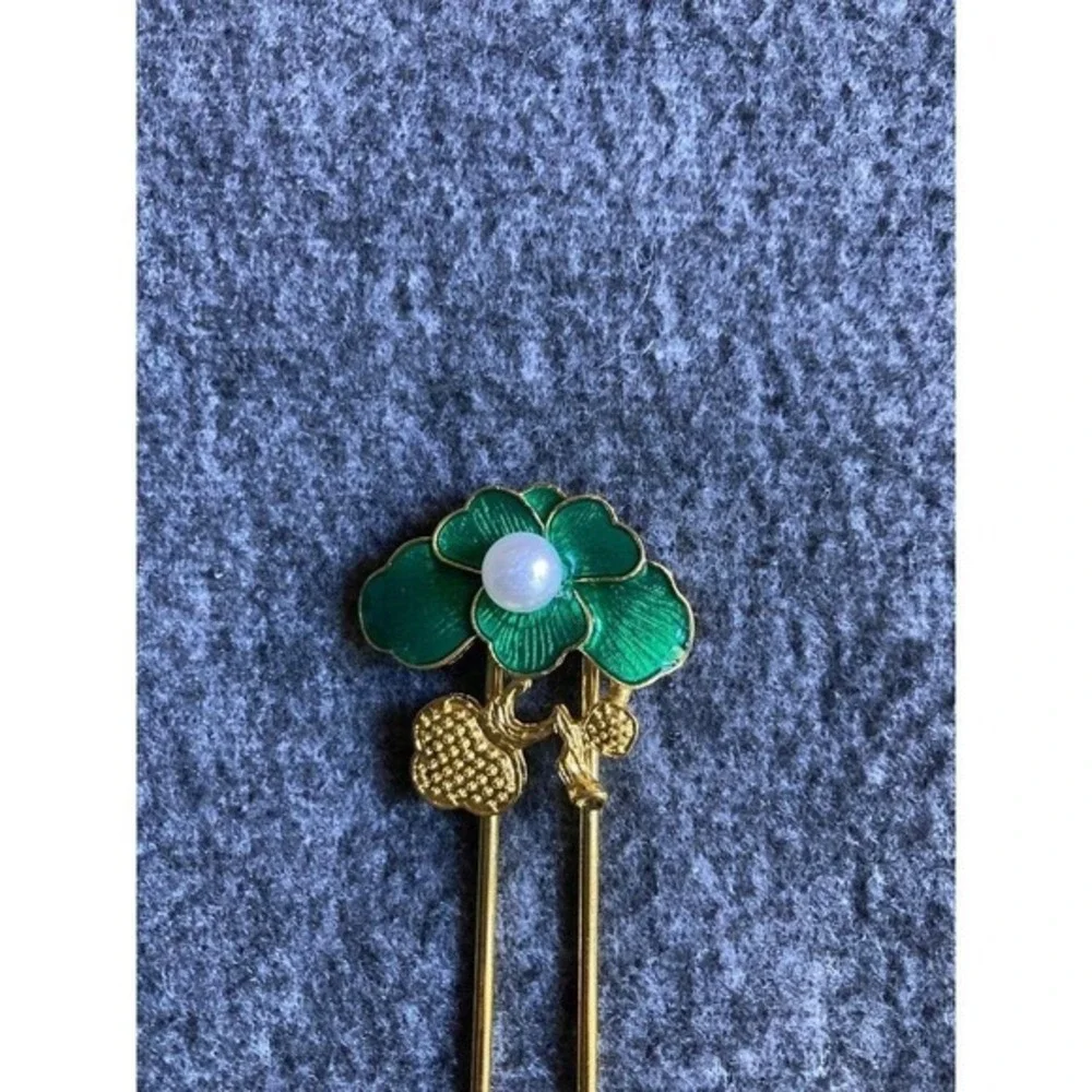 Elegant Gold Tone Green‎ Enamel Flower Pearl Hair Pin Stick Bun Holder